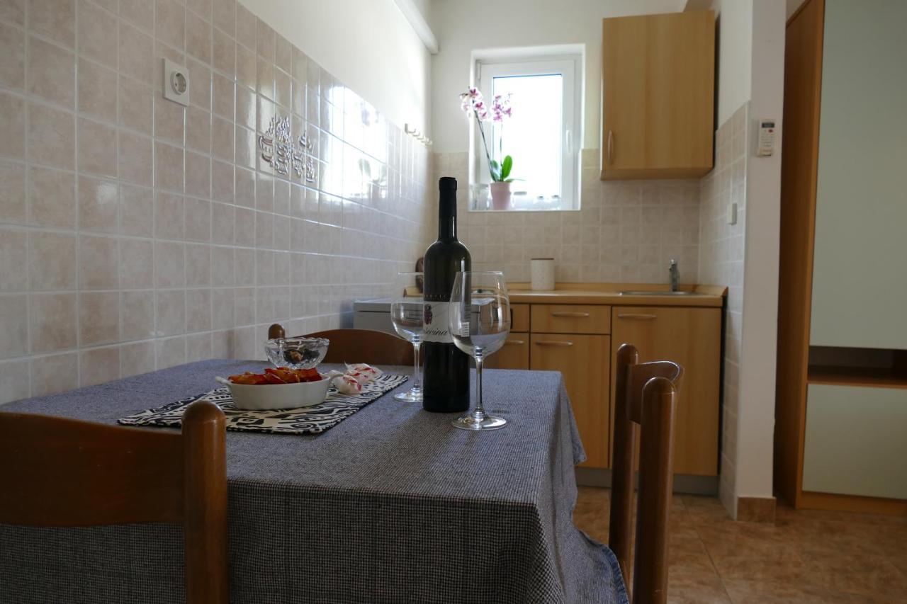 Apartments By The Sea Kampor, Rab - 5037 Kültér fotó