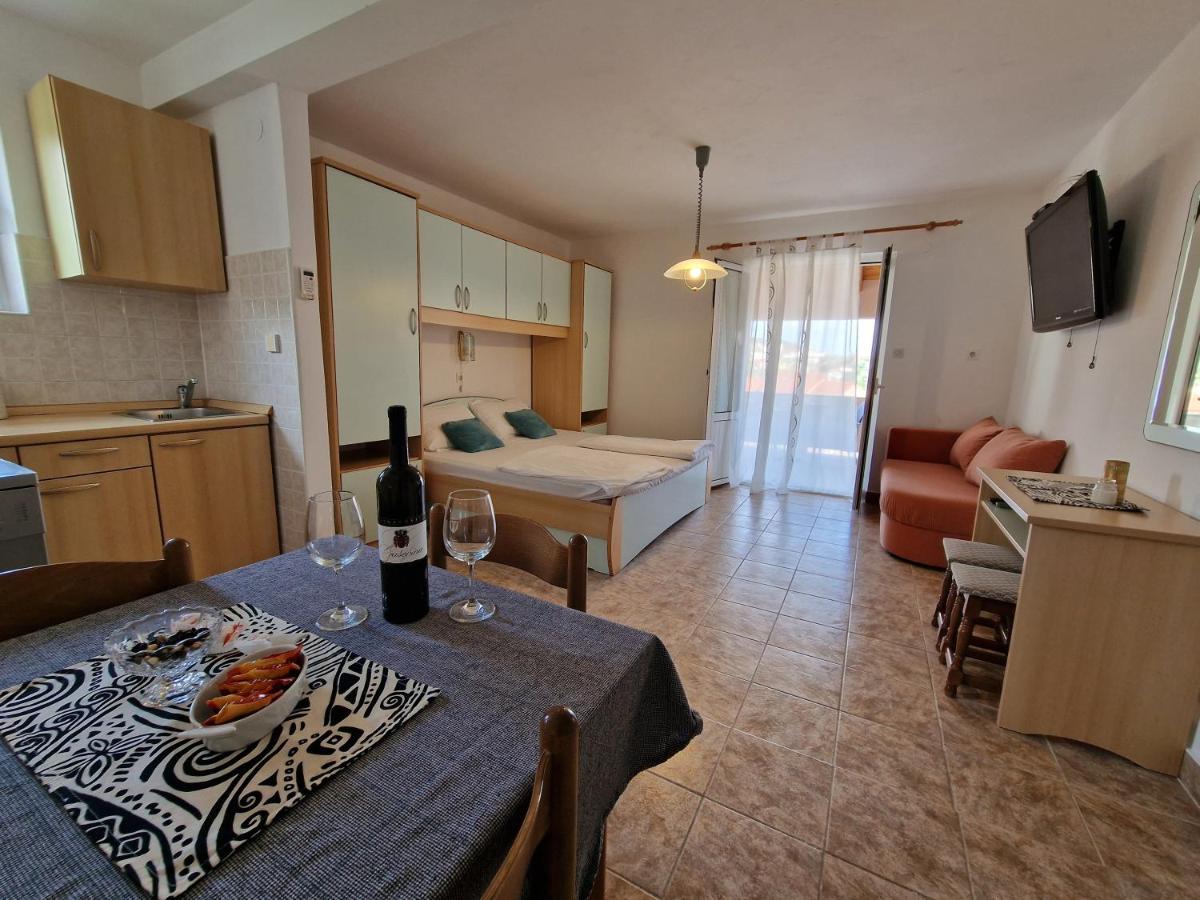 Apartments By The Sea Kampor, Rab - 5037 Kültér fotó